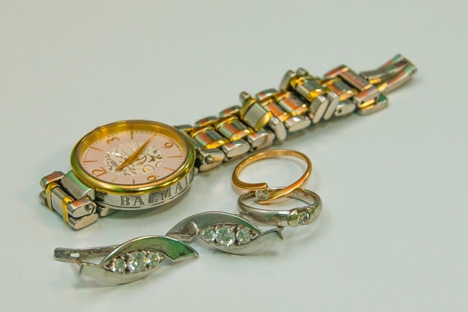 Сводная сестра пала жертвой подростка