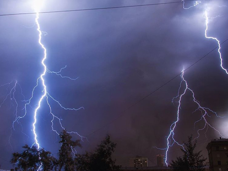 Мощный циклон надвигается на Сахалинскую область