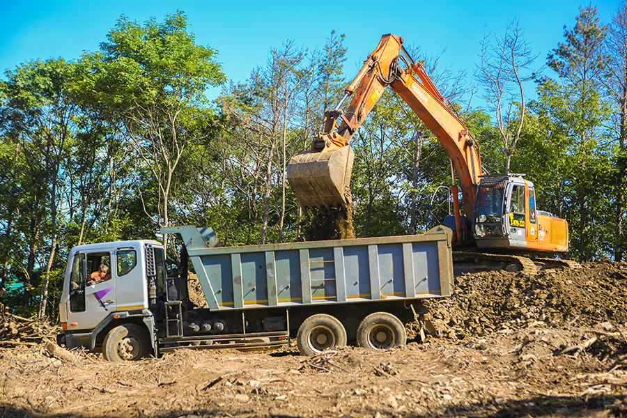 Власти строят дороги для многодетных семей