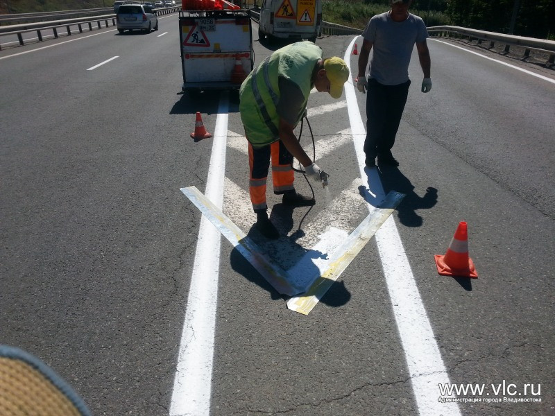 Во Владивостоке обновляют разметку