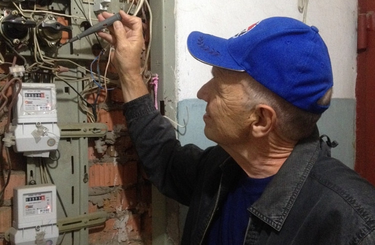 Безработных в России стало меньше 