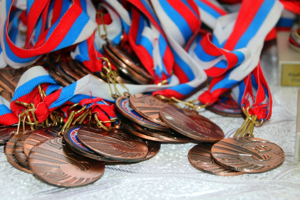 Победителей Олимпиады наградят переработанными смартфонами