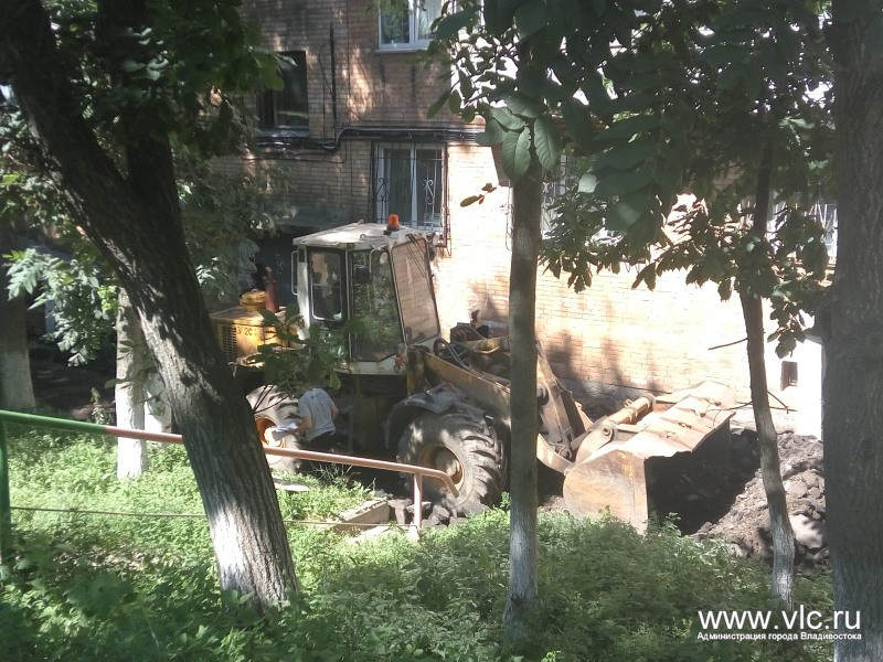 Ремонт дорог продолжается во Владивостоке