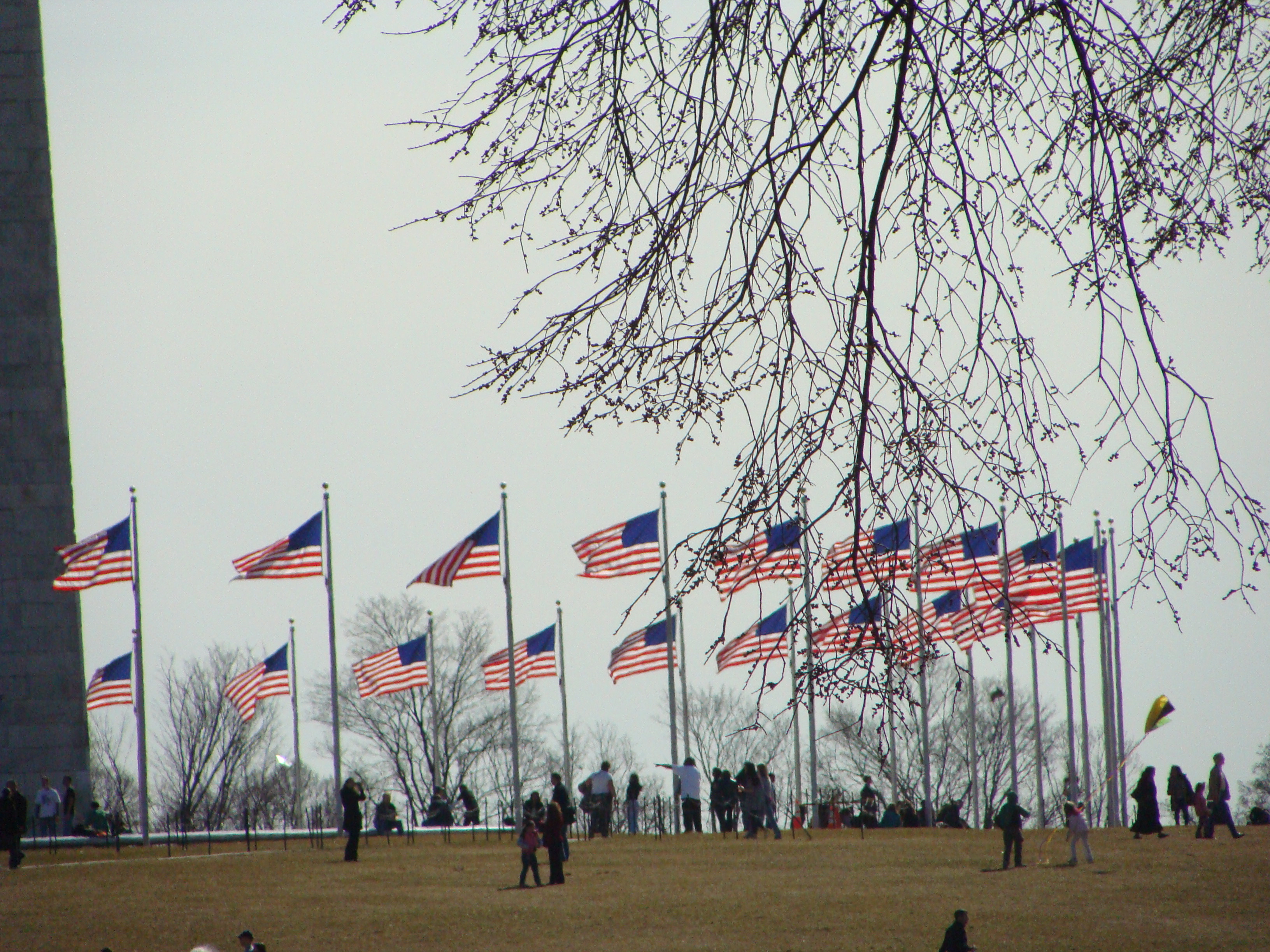 ВМС США открыли огонь по иранскому катеру
