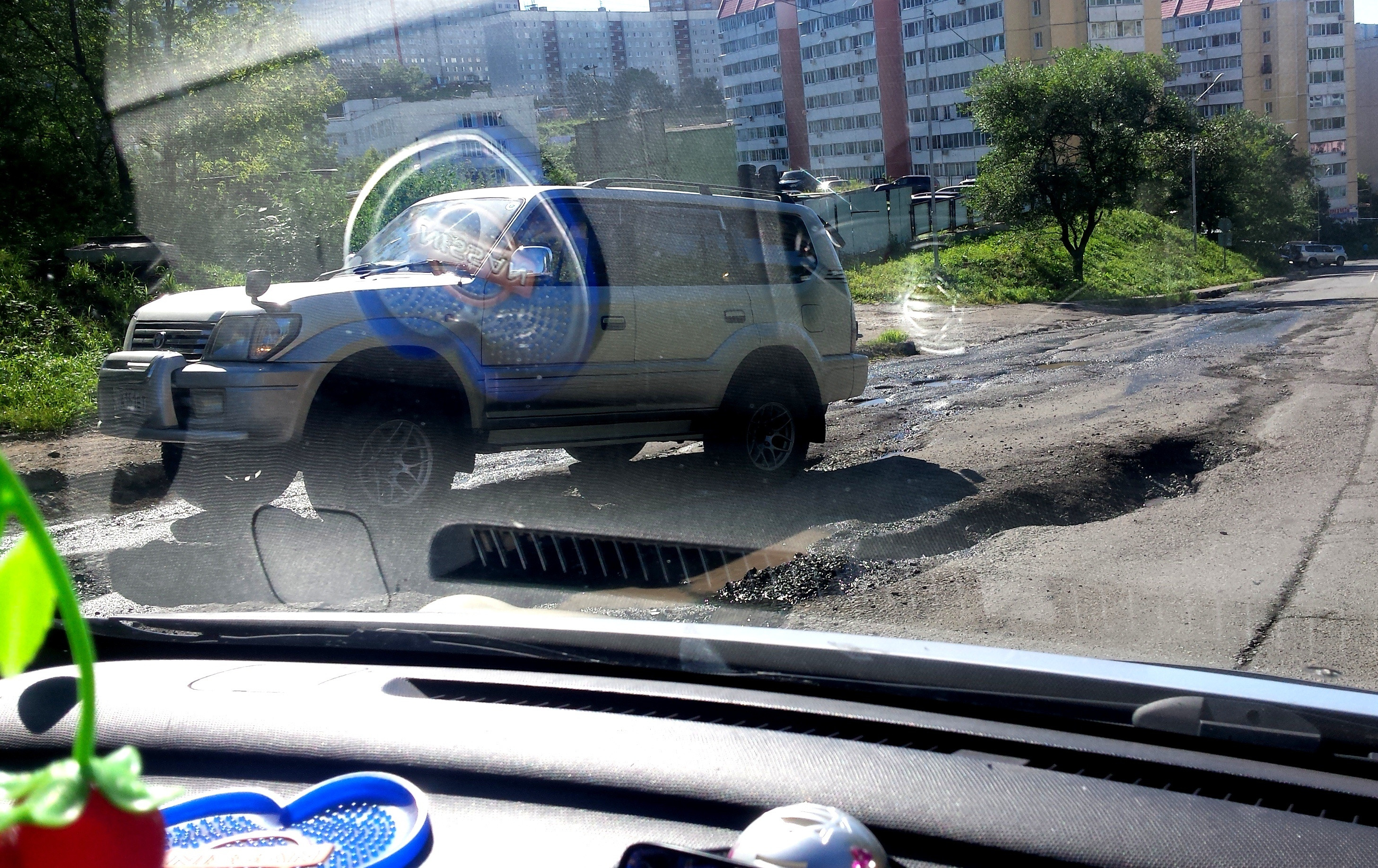 Дороги Владивостока далеки от идеала