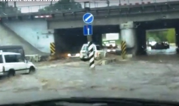 Уссурийск ушел под воду (видео) 