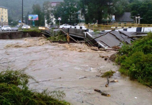 Реки Приморья пока не вернутся в русла 