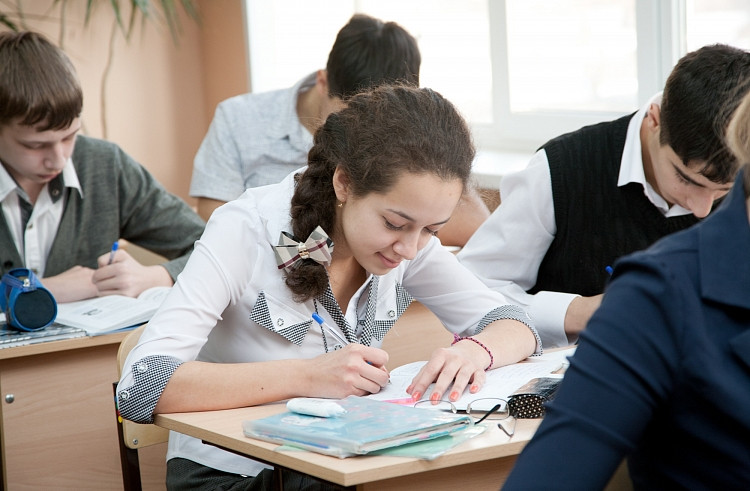 Одаренных школьников поощрят стипендией