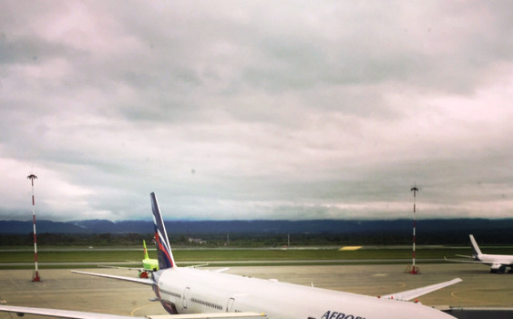 Путин велел пустить на Дальний Восток дешевые авиарейсы