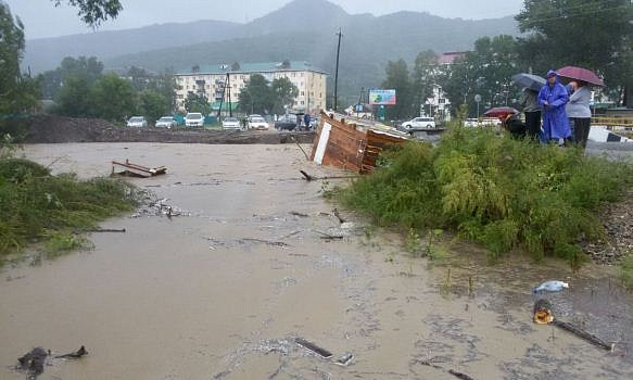  Связисты ждут, когда восстановят дороги