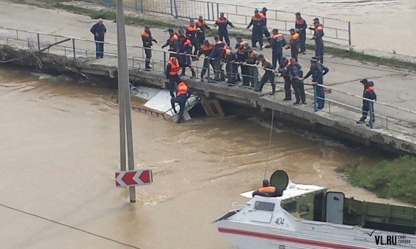 Глава МЧС Приморья погиб, спасая людей