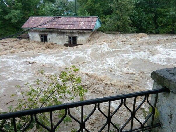 Эвакуация в Приморье продолжается (видео)