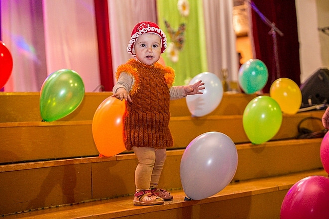 Полицейские помогли детям собраться в школу