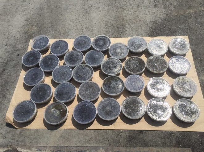 Хабаровские машины ездят на черной икре