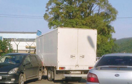 Авария блокировала микрорайон Владивостока