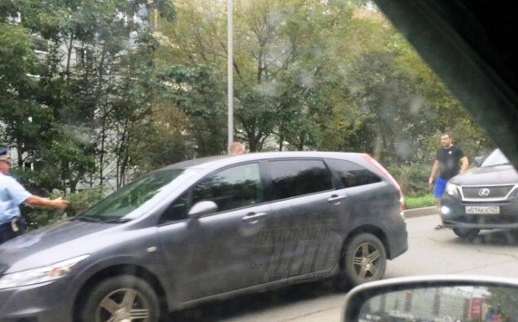 Выполнение требований ГИБДД закончилось аварией во Владивостоке