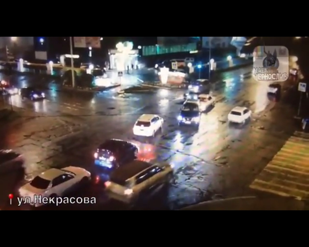 Видеопример ДТП, которые раздражают опытных автолюбителей Приморья