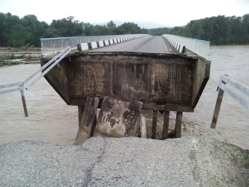В Приморье восстановлено движение по 11 мостам