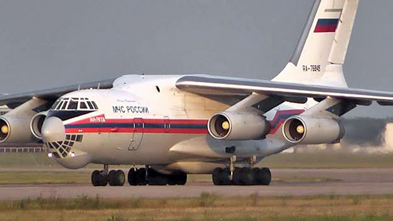 МЧС отправило в Приморье самолет с водой и грелками