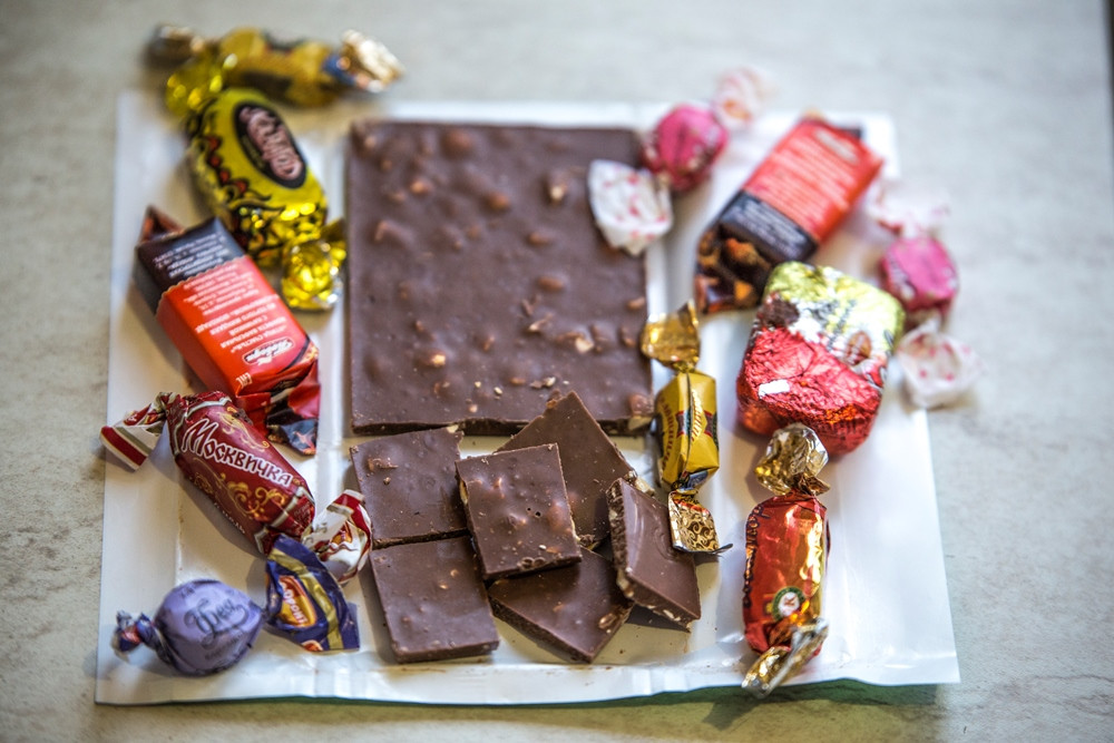 Детей на Новый год могут оставить без сладких подарков