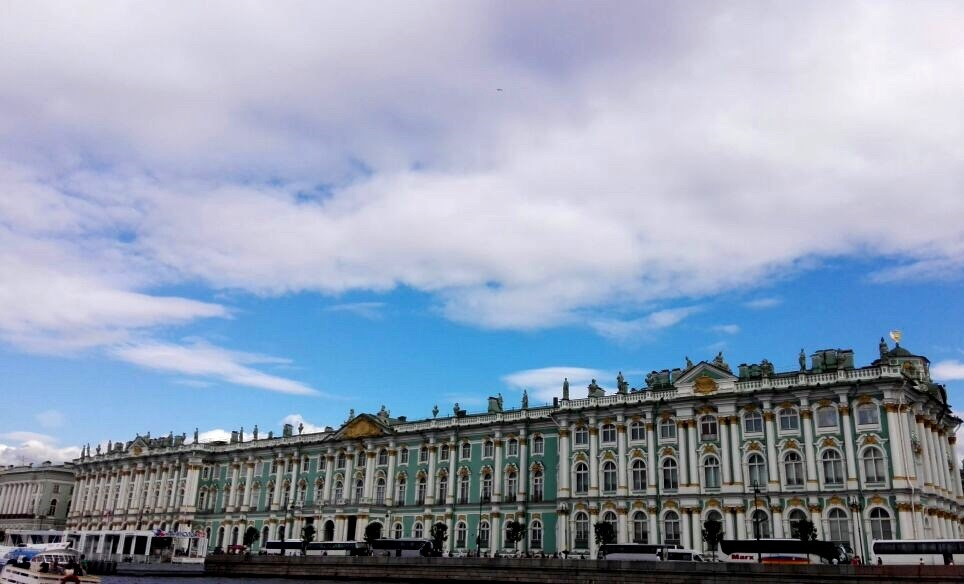 Эрмитаж вошел в тройку лучших музеев мира