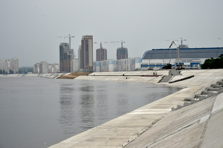 В Хабаровске строят защиту от наводнений