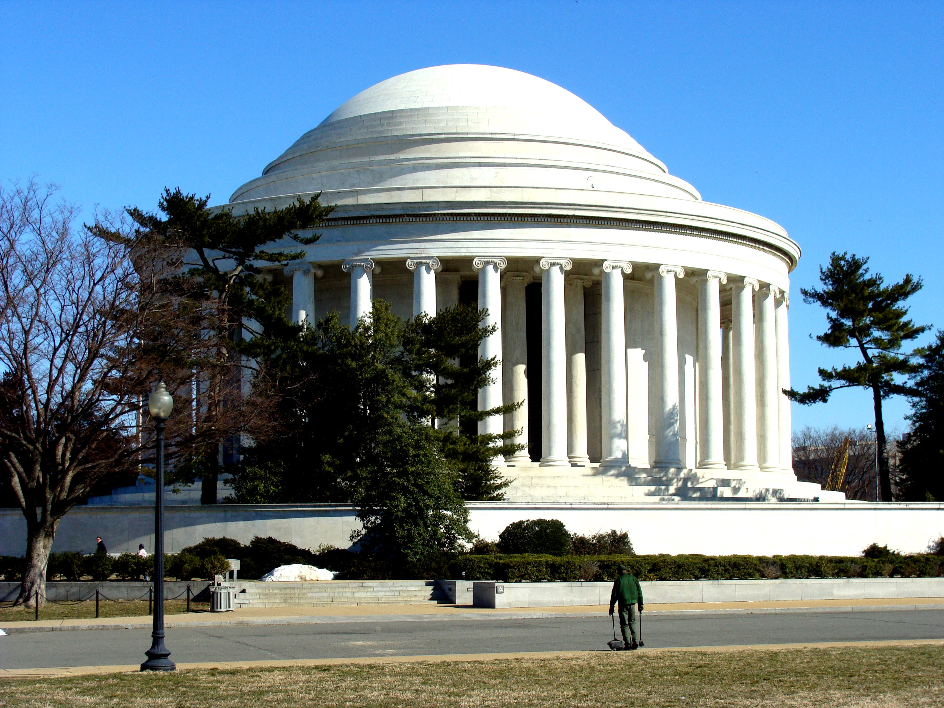 Религия в США зарабатывает больше денег, чем Google и Apple вместе