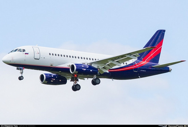 Министр спас пассажира авиарейса