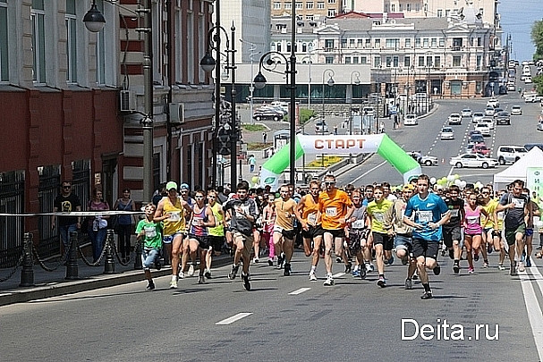 Большой марафон перекрыл движение в центре Владивостока