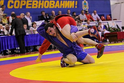 Международный турнир по дзюдо начался в Южно-Сахалинске