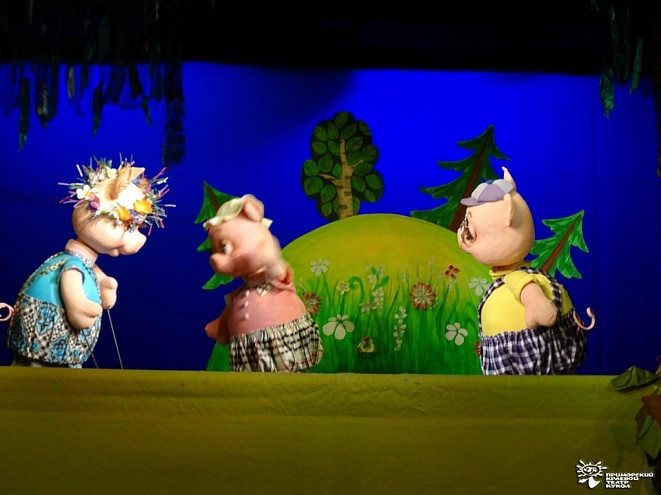 Театр кукол приглашает юных зрителей на спектакли