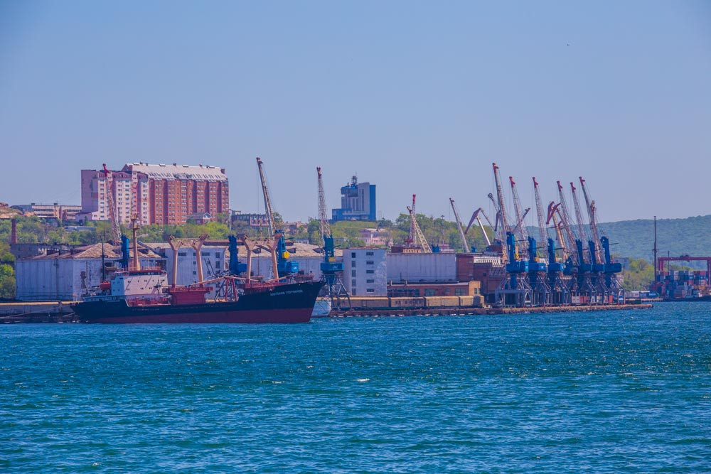 Владивостоку подставят рыбоприемное плечо