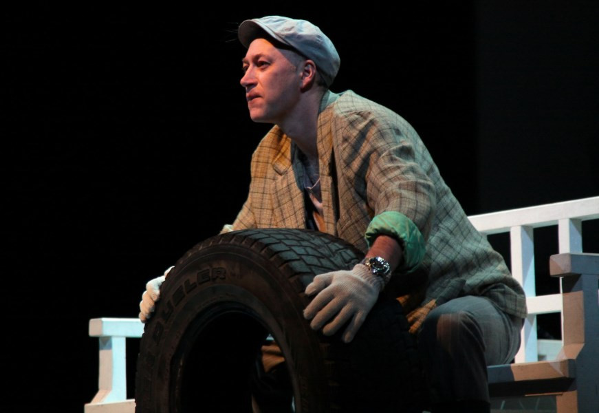 Заповедные дали покажут в театре Горького