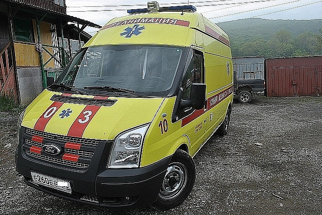 Жительница Владивостока выпала из окна пятого этажа