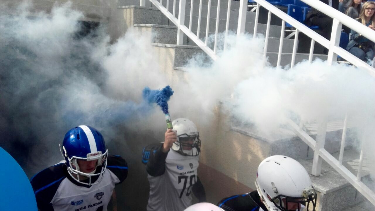 Дикие панды Владивостока разгромили хабаровских легионеров