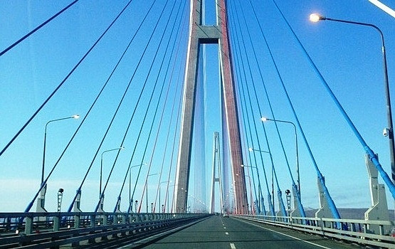 Русскому мосту нужна помощь