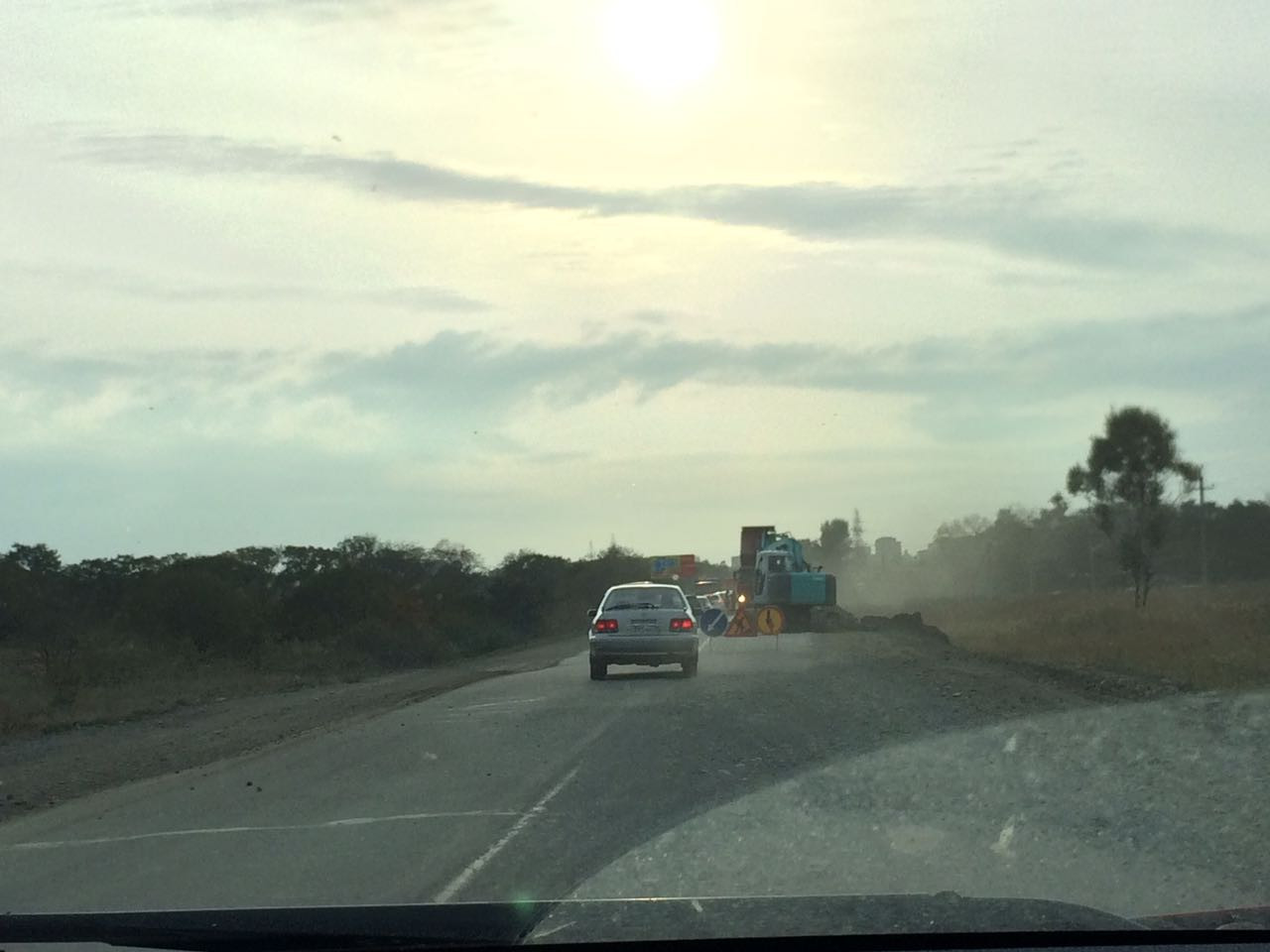 В Приморье устраняют причину километровых пробок 