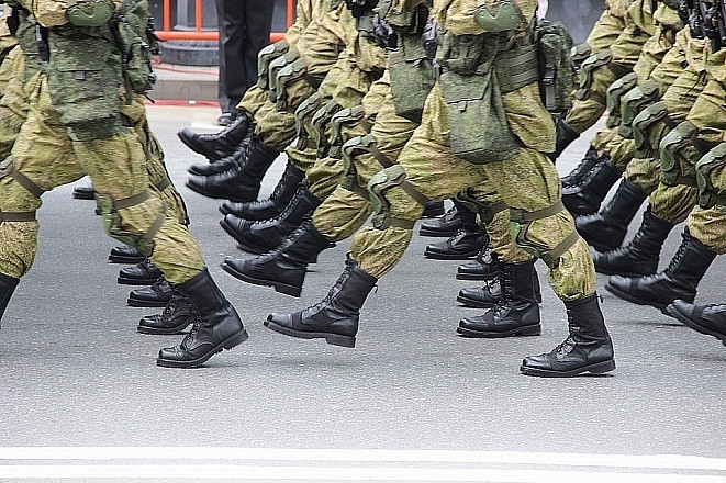 Водитель, сбивший военных, задержан