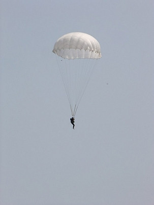 Парашютист из России разбился в Таиланде