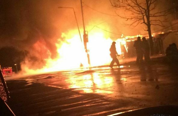  В Приморье сгорело кафе (ВИДЕО)