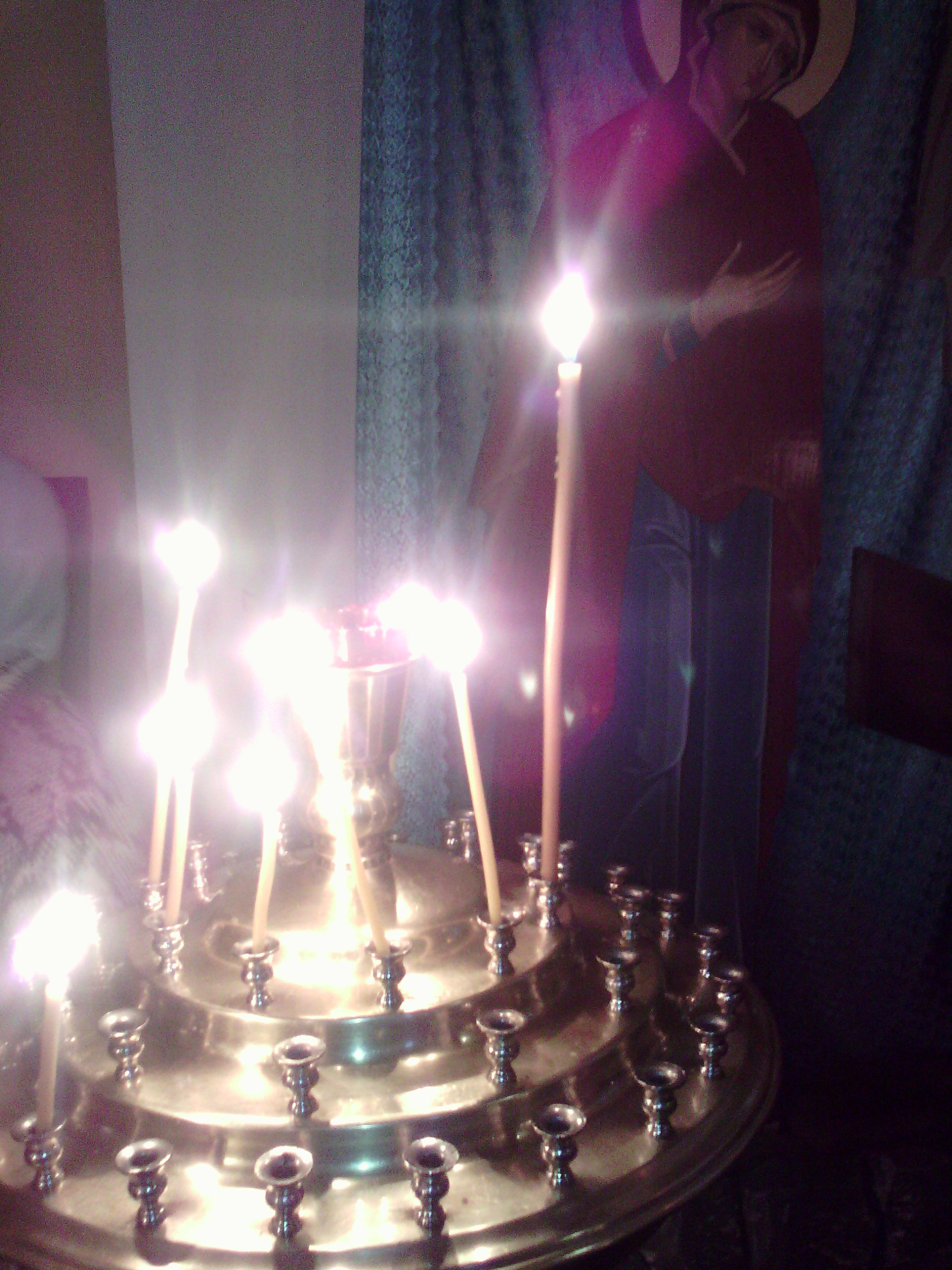 В Приморье начались службы в честь праздника Покрова Пресвятой Богородицы