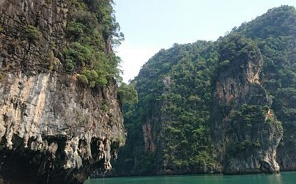 Смерть короля изменила жизнь в Таиланде