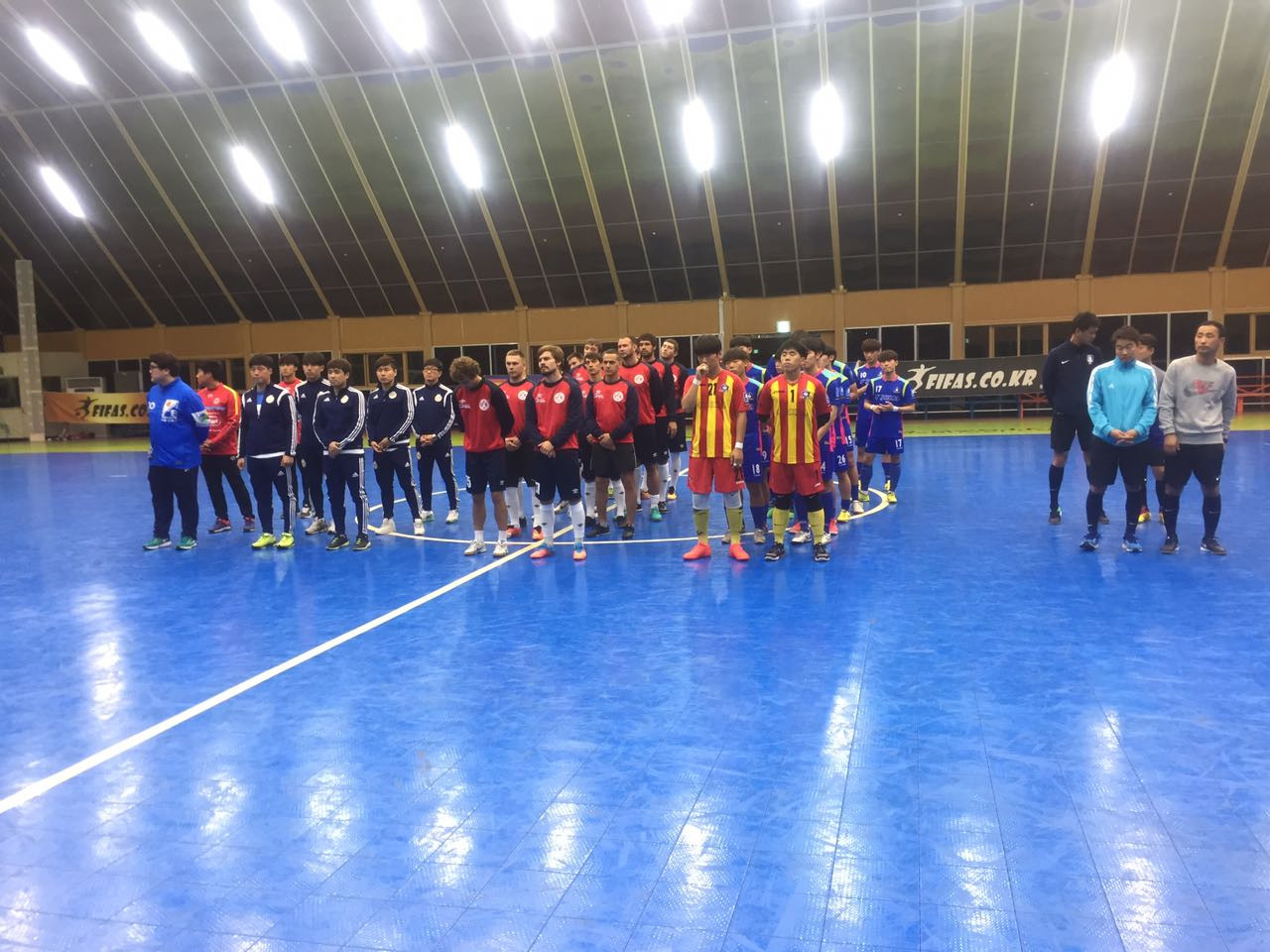 Футболисты Владивостока разгромили Сеул