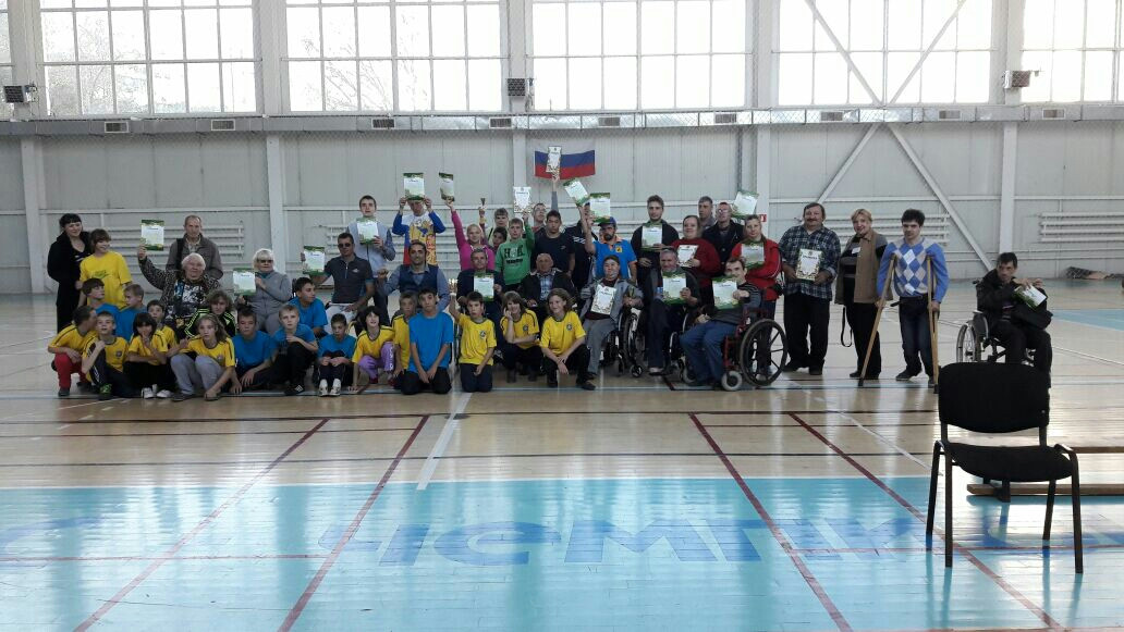 Во Владивостоке учатся играть в бочче ( ФОТО)