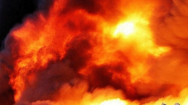 Опасный пожар в Хабаровске локализован