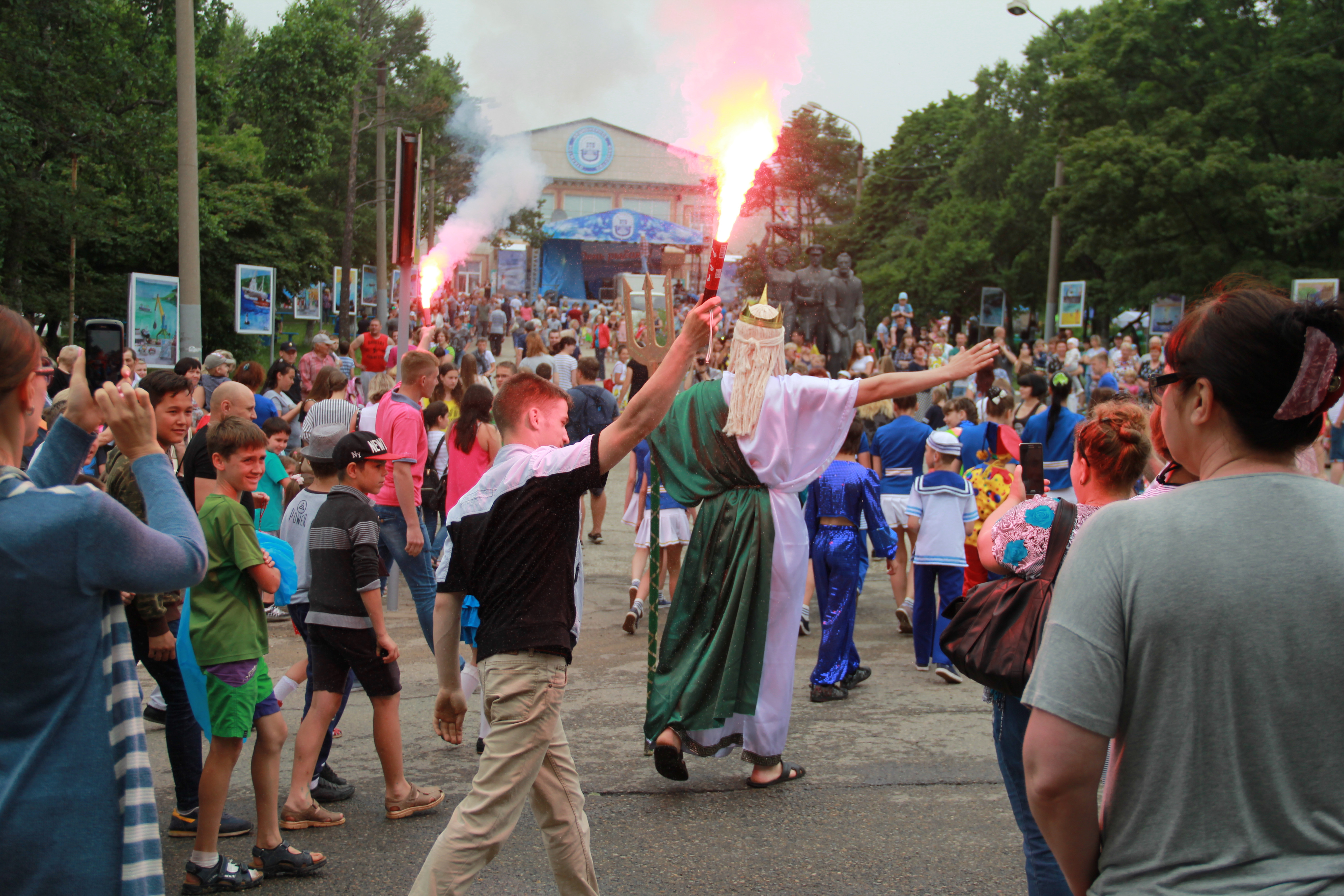 В Приморье с размахом отмечают День рыбака (фото, видео)