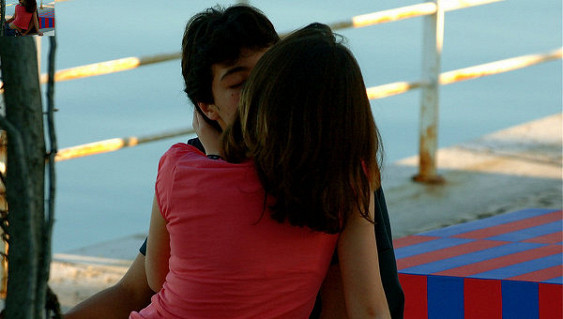 Поцелуи опасны для здоровья – ученые