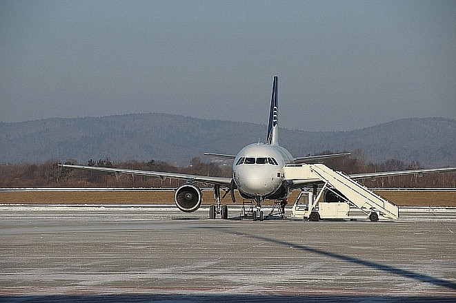 Несколько рейсов в аэропорту Владивостока меняют график