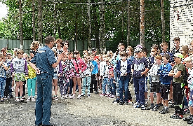 Дети не могут уехать из санатория в Приморье