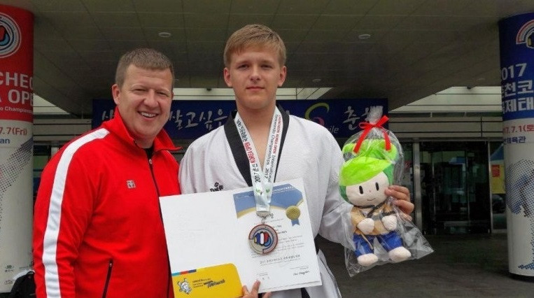 Серебро и бронзу привезли приморские тхэквондисты из Республики Кореи